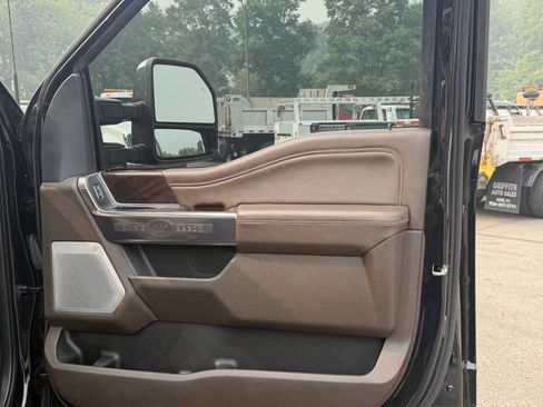 Used 2024 Ford F350 King Ranch w/ Chrome Package AWD/4WD image 55