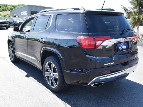 Used 2017 GMC Acadia Denali AWD/4WD image 3
