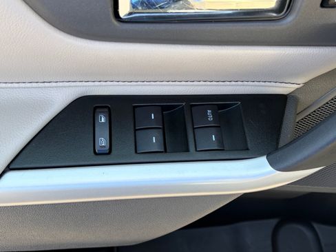 Used 2014 Ford Edge SE w/ Equipment Group 101A AWD/4WD image 14