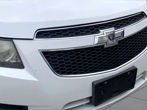 Used 2014 Chevrolet Cruze LT FWD image 28