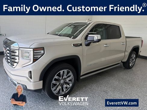 Used 2026 GMC Sierra 1500 Denali w/ Denali Reserve Package AWD/4WD image 1