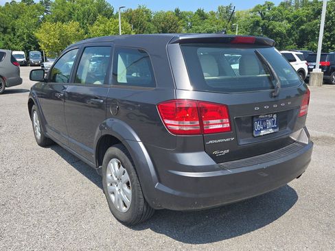 Used 2015 Dodge Journey American Value Package w/ Flexible Seating Group FWD image 5