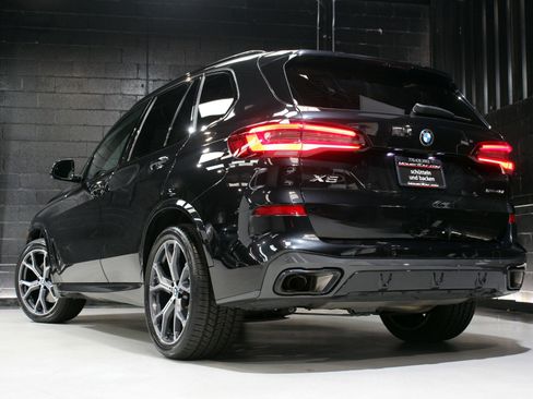 Used 2023 BMW X5 sDrive40i w/ M Sport Package image 11