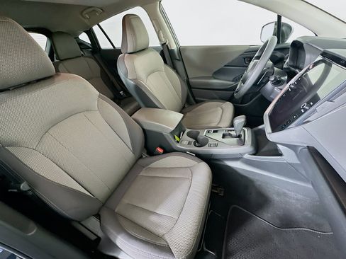 Used 2024 Subaru Crosstrek 2.0i Premium image 30