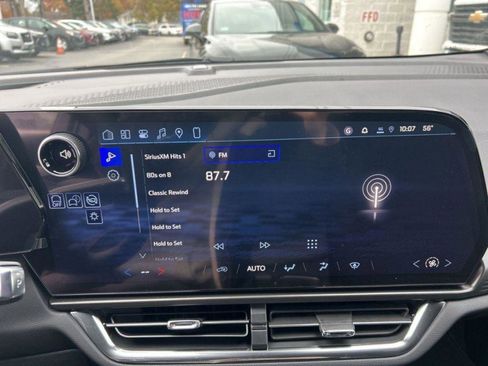 New 2026 Chevrolet Equinox EV LT image 16