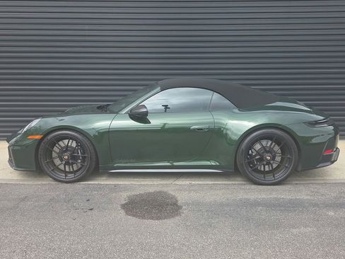 Used 2026 Porsche 911 Carrera GTS RWD image 2