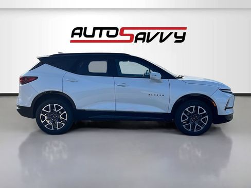 Used 2024 Chevrolet Blazer RS w/ Driver Confidence II Package AWD/4WD image 8