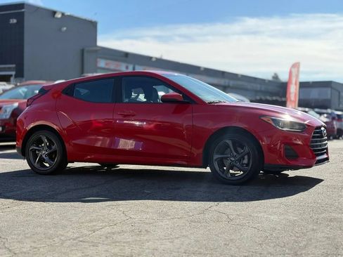 Used 2019 Hyundai Veloster 2.0 image 16
