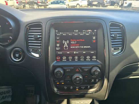 Used 2020 Dodge Durango GT image 9