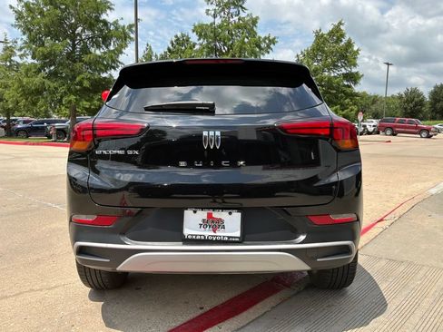 Used 2025 Buick Encore GX Preferred FWD image 7