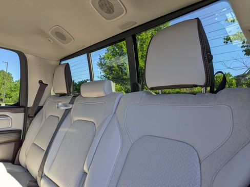 Used 2025 RAM 1500 Laramie AWD/4WD image 29