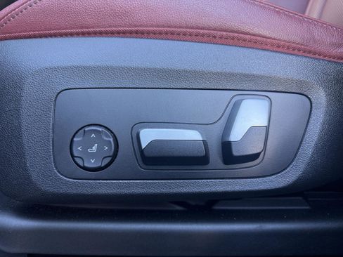 Used 2023 BMW X3 xDrive30i image 11