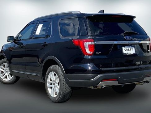 Used 2019 Ford Explorer XLT AWD/4WD image 10