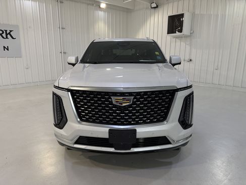Used 2025 Cadillac Escalade Premium Luxury w/ Touring Package RWD image 8