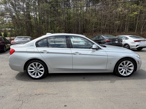 Used 2017 BMW 330e image 4
