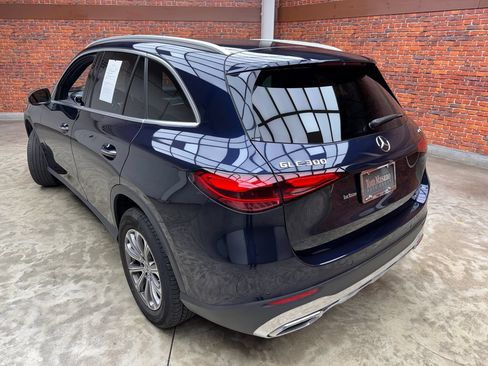 Certified 2023 Mercedes-Benz GLC 300 4MATIC image 2
