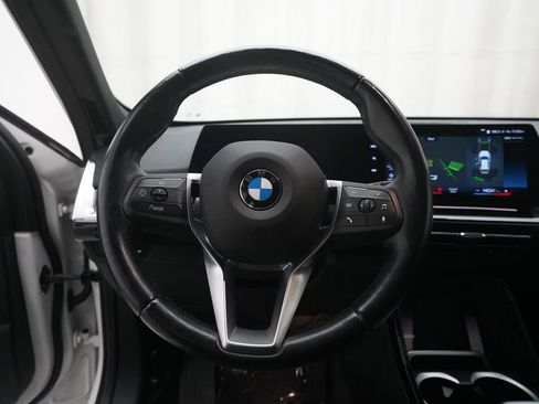 Used 2023 BMW X1 xDrive28i w/ Convenience Package AWD/4WD image 4