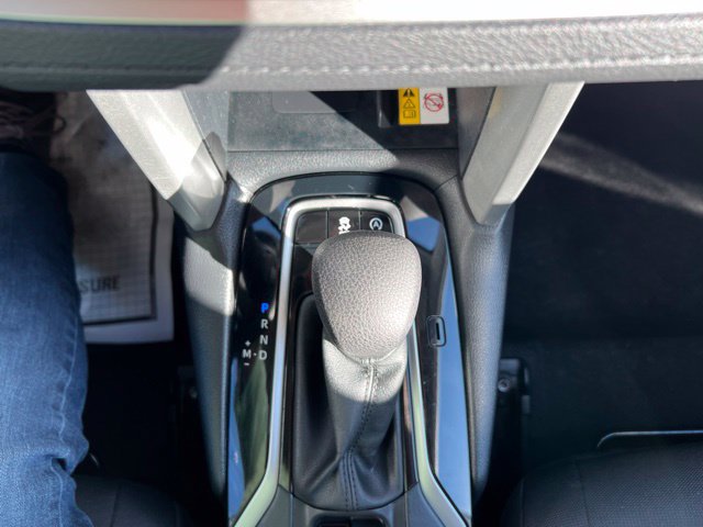 Used 2022 Toyota Corolla Cross LE AWD/4WD image 19