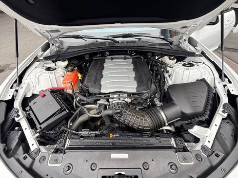 Used 2022 Chevrolet Camaro SS RWD image 36