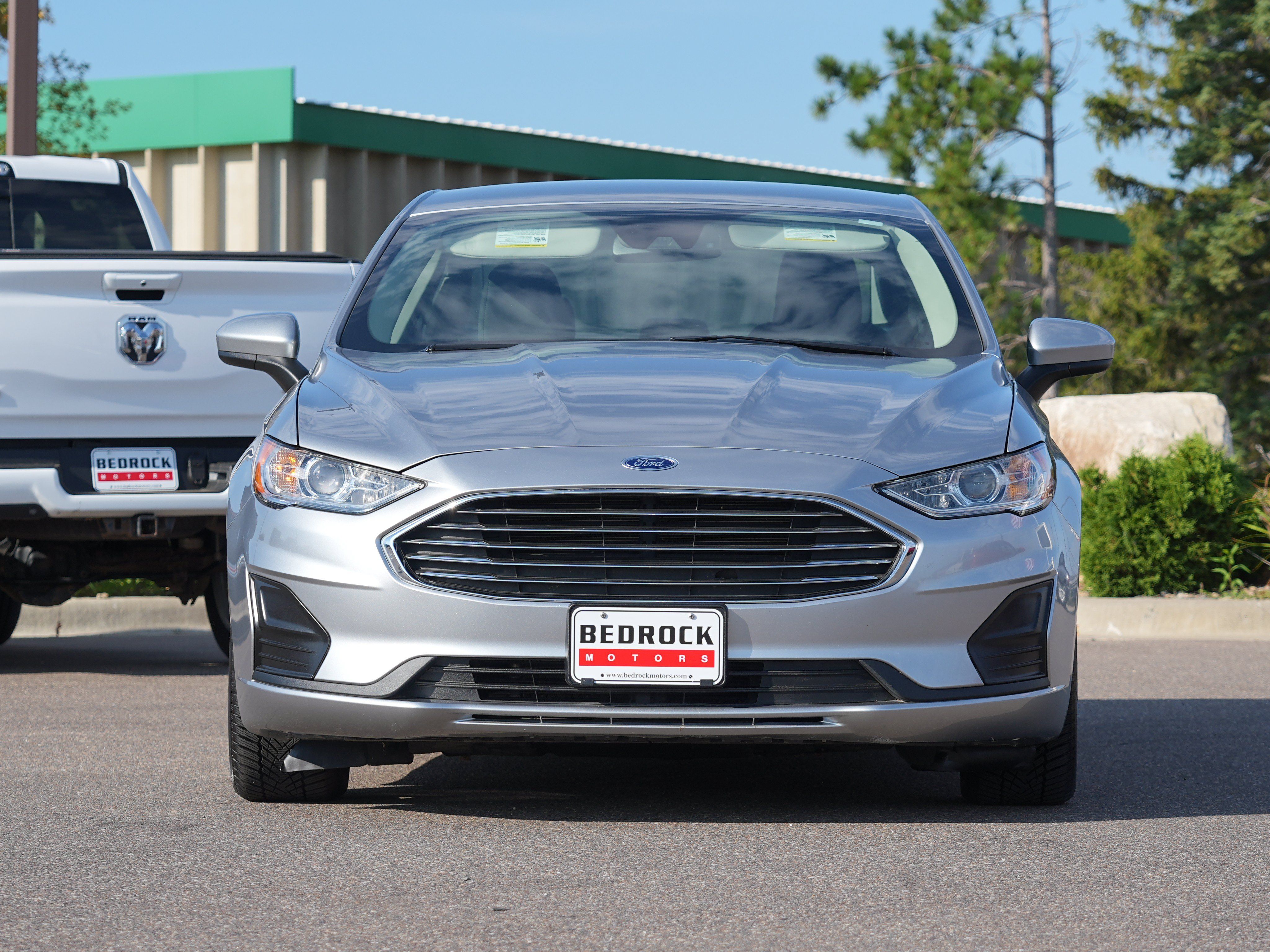 Used 2020 Ford Fusion SE FWD image 8