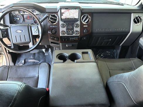 Used 2016 Ford F250 Lariat w/ Lariat Ultimate Package AWD/4WD image 6