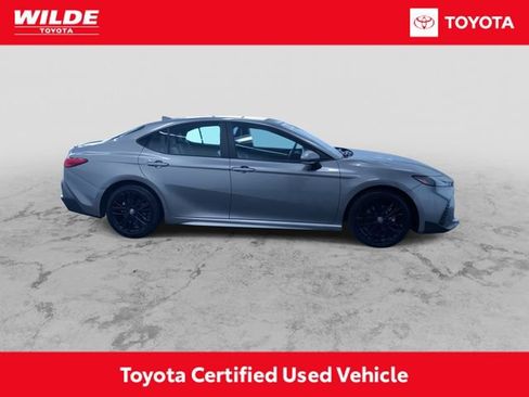 Certified 2025 Toyota Camry SE image 2