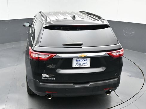 Used 2020 Chevrolet Traverse LT image 27