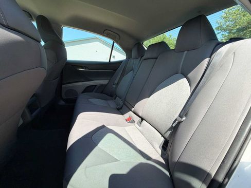 Used 2021 Toyota Camry LE FWD image 16