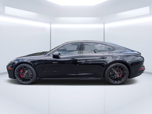 Used 2025 Porsche Panamera GTS AWD/4WD image 6