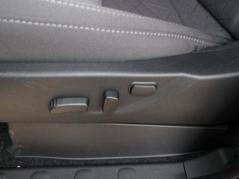 New 2026 Nissan Frontier SV w/ SV Convenience Package AWD/4WD image 16