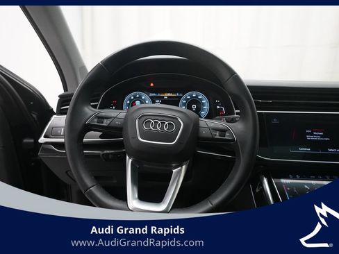 Used 2023 Audi Q7 3.0T Prestige w/ Prestige Package AWD/4WD image 4
