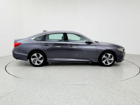 Used 2020 Honda Accord EX image 4