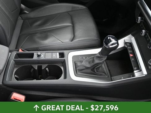 Used 2025 Audi Q3 2.0T Premium image 23