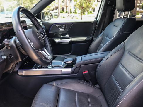 Used 2023 Mercedes-Benz GLB 250 image 15