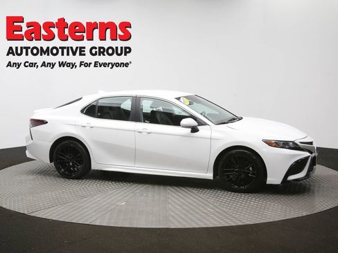 Used 2024 Toyota Camry SE image 47