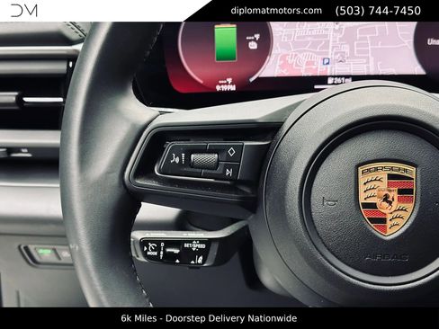 Used 2024 Porsche Macan 4 Electric w/ Premium Package AWD/4WD image 29