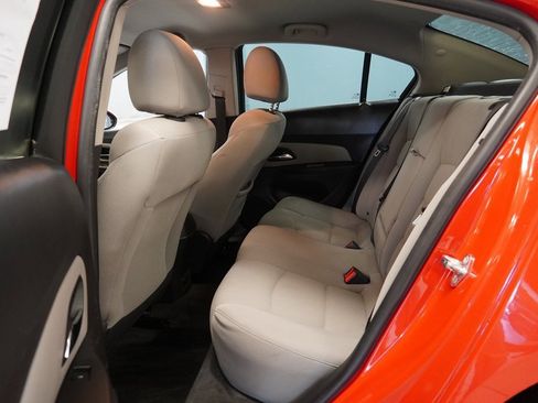 Used 2015 Chevrolet Cruze LT image 19