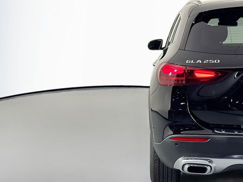 Certified 2025 Mercedes-Benz GLA 250 image 15