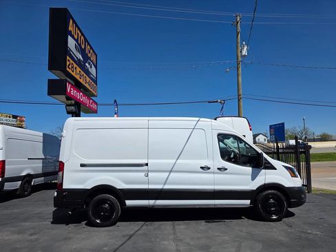 Used 2020 Ford Transit 250 Medium Roof w/ Load Area Protection Package image 3