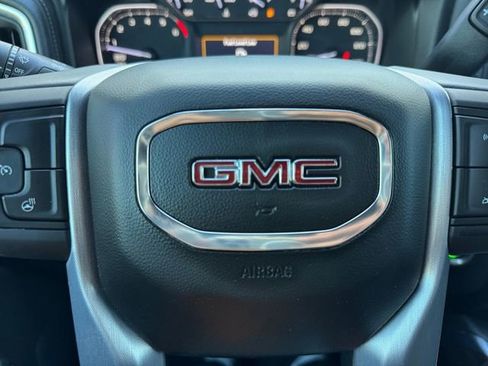 Used 2021 GMC Sierra 1500 SLT image 8