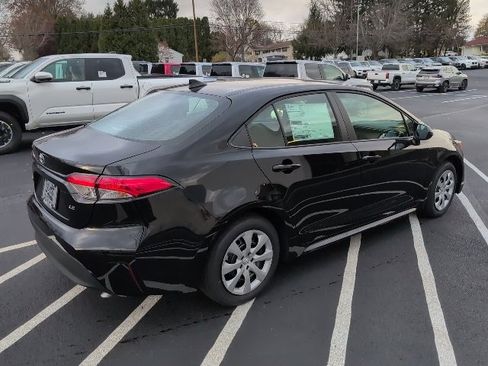 New 2026 Toyota Corolla LE image 3