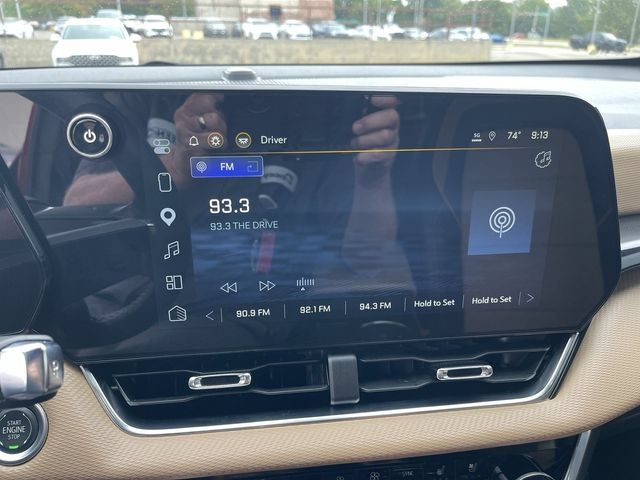 Used 2025 Chevrolet Equinox ACTIV w/ Convenience Package III FWD image 19