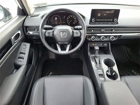 Certified 2024 Honda Civic EX-L image 8