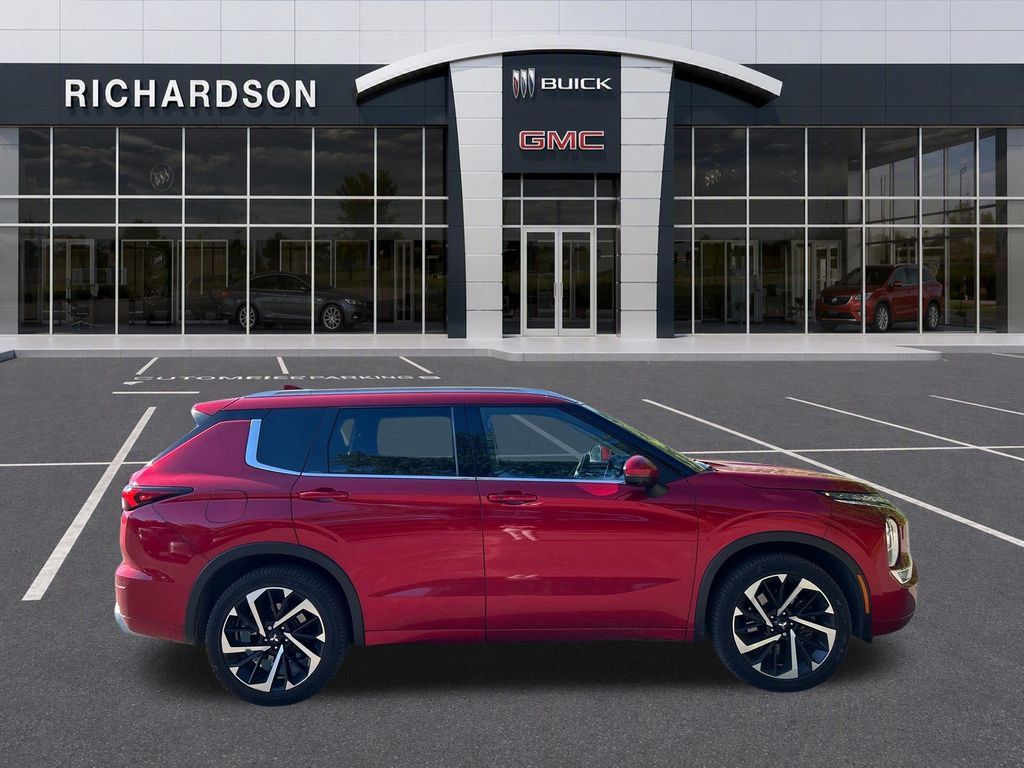 Used 2022 Mitsubishi Outlander SEL AWD/4WD image 6