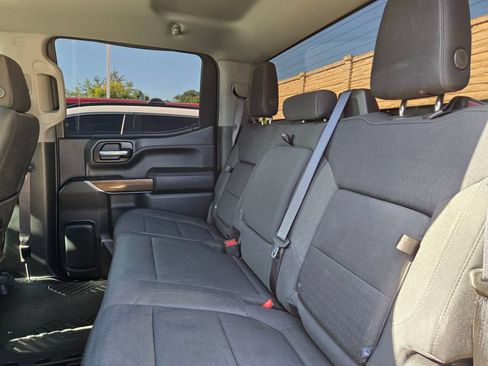 Used 2022 Chevrolet Silverado 1500 RST AWD/4WD image 12