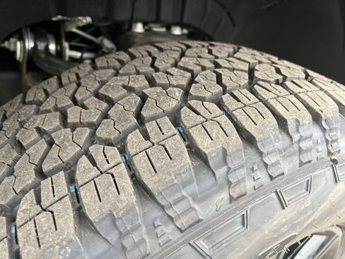 New 2026 GMC Sierra 2500 AT4 w/ AT4 Premium Plus Package image 25