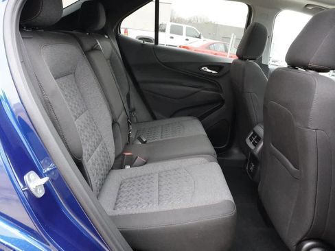 Used 2022 Chevrolet Equinox LT image 18
