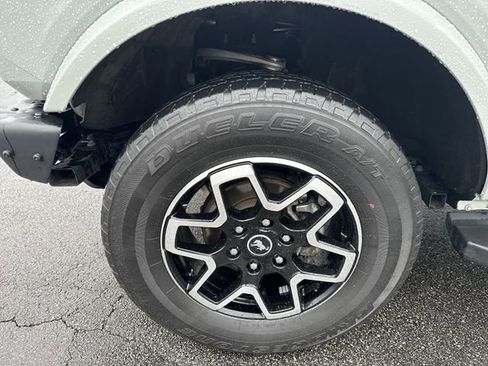 Used 2024 Ford Bronco Outer Banks AWD/4WD image 20