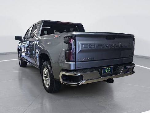 Used 2022 Chevrolet Silverado 1500 LT AWD/4WD image 6