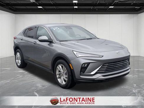 Used 2025 Buick Envista Preferred image 7